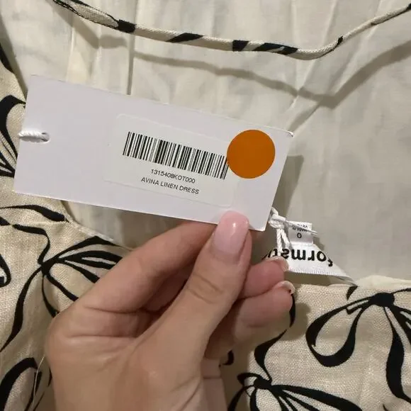 New Reformation Avina Linen Dress - Picture 5 of 5